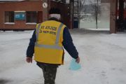 Комунальники прибирають сніг на вулицях міста цілодобово