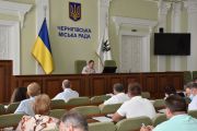 Дитячі та спортивні майданчики в Чернігові передадуть на баланс комунальних ЖЕКів