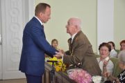 9 травня Владислав Атрошенко зустрівся з ветеранами Другої світової війни та ветеранським активом міста