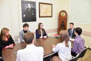 «Сучасний молодіжний простір» - проєкт ліцею №32, який дає можливість отримати нові знання та поспілкуватися з відомими особистостями