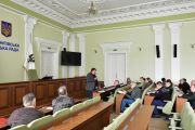 Управляючі компанії мають провести огляд всіх найпростіших укриттів та вирішити спільно з мешканцями поточні питання. Рішення міської комісії з питань ТЕБ та НС